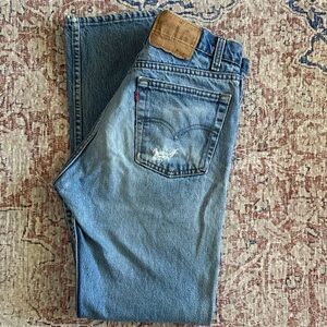 Levi's Men's Light Blue Relaxed Jeans